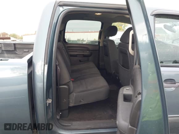 ✅ 2012 GMC Sierra 1500 SLE • VIN: 3GTP2VE72CG235883 • Лот: 43504389. Опубликован ранее на IAAI с пробегом 169 675 миль. Бесплатный доступ к архиву аукционных продаж из США и подробный отчёт об истории автомобиля на DreamBid. Изображение 8.