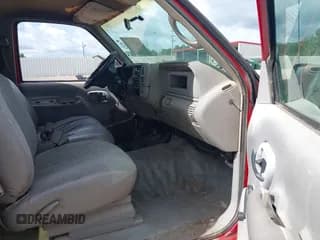 ✅ 1998 Chevrolet Silverado 2500 • VIN: 1GCGC29J9WE121411 • Lot: 42679780. Wystawiony na IAAI z przebiegiem 315 010 mil. Bezpłatny archiwum sprzedaży aukcyjnych z USA i szczegółowy raport historii pojazdu na DreamBid. Zdjęcie 5.