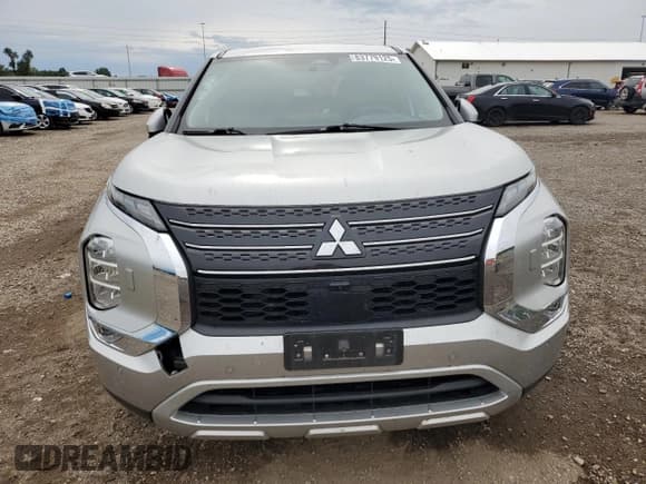 ✅ 2023 Mitsubishi Outlander SE • VIN: JA4T5UA92PZ058159 • Лот: 83779125. Опубликован ранее на Copart с пробегом 56 085 миль. Бесплатный доступ к архиву аукционных продаж из США и подробный отчёт об истории автомобиля на DreamBid. Изображение 5.