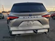 ✅ 2022 Toyota Sienna XLE • VIN: 5TDYRKEC6NS127038 • Lot: 96519105. Listed on Copart with 57,758 mi. Free auction sales archive from the USA and detailed vehicle history report at DreamBid. Image 6.
