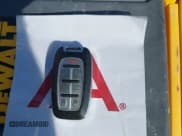 ✅ 2019 Chrysler Pacifica Touring L • VIN: 2C4RC1BG0KR680795 • Лот: 43327837. Опубликован ранее на IAAI с пробегом 174 225 миль. Бесплатный доступ к архиву аукционных продаж из США и подробный отчёт об истории автомобиля на DreamBid. Изображение 11.