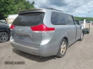 ✅ 2012 Toyota Sienna LE AAS • VIN: 5TDKK3DC1CS205594 • Lot: 42749193. Listed on IAAI with 129,363 mi. Free auction sales archive from the USA and detailed vehicle history report at DreamBid. Image 4.