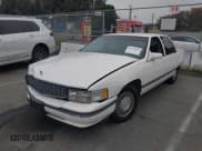 ✅ 1994 Cadillac DeVille • VIN: 1G6KD52B5RU258239 • Lot: 42443870. Wystawiony na IAAI z przebiegiem 142 573 mil. Bezpłatny archiwum sprzedaży aukcyjnych z USA i szczegółowy raport historii pojazdu na DreamBid. Zdjęcie 2.