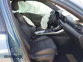 2024 Dodge Hornet R/T Plus z VIN ZACPDFDW1R3A09454, wystawiony jako IAAI lot #42102576 z przebiegiem 12 720 mil mil oraz . Historia ofert i sprzedaży dostępna na DreamBid. Obrazek 5.