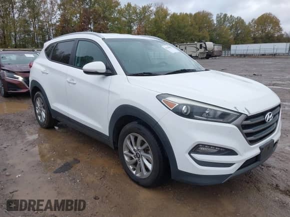 2016 Hyundai Tucson Sport z VIN KM8J3CA23GU045283, wystawiony jako IAAI lot #43549882 z przebiegiem 148 017 mil mil oraz . Historia ofert i sprzedaży dostępna na DreamBid. Obrazek 1.
