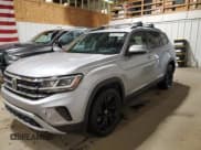 ✅ 2023 Volkswagen Atlas SE • VIN: 1V2KR2CA8PC530447 • Лот: 84427575. Опубликован ранее на Copart с пробегом 19 053 миль. Бесплатный доступ к архиву аукционных продаж из США и подробный отчёт об истории автомобиля на DreamBid. Изображение 1.
