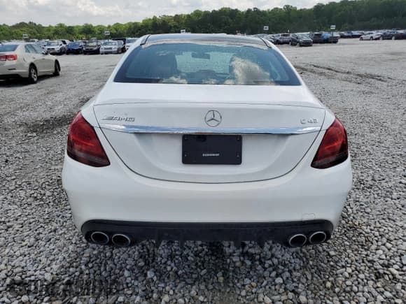 ✅ 2019 Mercedes-Benz C 43 AMG • VIN: 55SWF6EB4KU292762 • Lot: 57553335. Wystawiony na Copart z przebiegiem 59 469 mil. Bezpłatny archiwum sprzedaży aukcyjnych z USA i szczegółowy raport historii pojazdu na DreamBid. Zdjęcie 6.