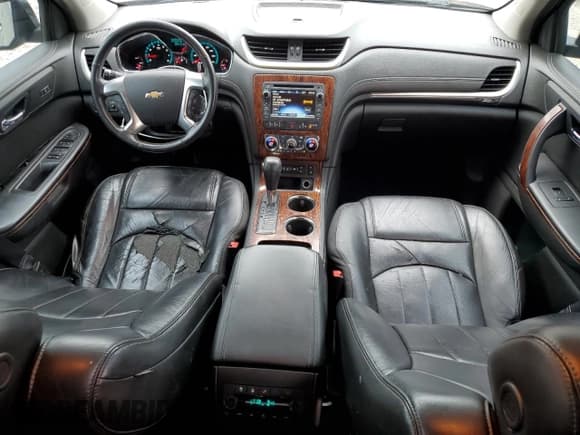 ✅ 2014 Chevrolet Traverse LTZ • VIN: 1GNKRJKD0EJ213981 • Lot: 69693474. Wystawiony na Copart z przebiegiem 157 615 mil. Bezpłatny archiwum sprzedaży aukcyjnych z USA i szczegółowy raport historii pojazdu na DreamBid. Zdjęcie 8.