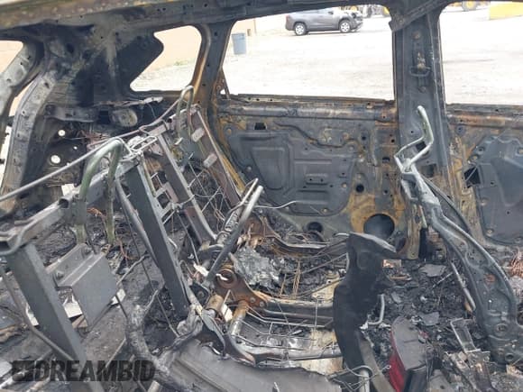 ✅ 2019 Infiniti QX50 Essential • VIN: 3PCAJ5M14KF124357 • Lot: 42107136. Listed on IAAI with Not provided. Free auction sales archive from the USA and detailed vehicle history report at DreamBid. Image 8.