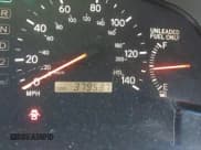 ✅ 1998 Lexus ES 300 • VIN: JT8BF28GXW5021341 • Лот: 43626230. Опубликован ранее на IAAI с пробегом 379 537 миль. Бесплатный доступ к архиву аукционных продаж из США и подробный отчёт об истории автомобиля на DreamBid. Изображение 7.