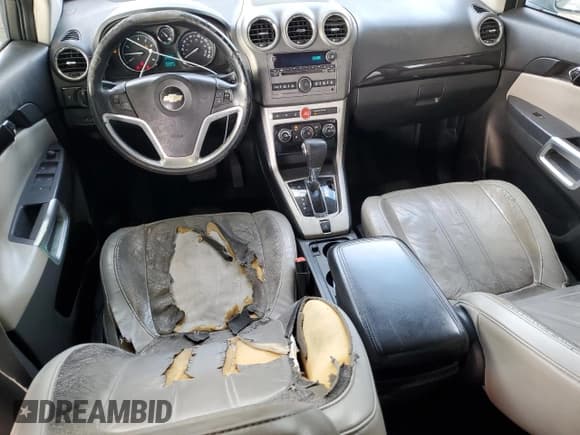 ✅ 2013 Chevrolet Captiva Sport LTZ • VIN: 3GNAL4EK6DS620368 • Lot: 87804965. Wystawiony na Copart z przebiegiem 201 845 mil. Bezpłatny archiwum sprzedaży aukcyjnych z USA i szczegółowy raport historii pojazdu na DreamBid. Zdjęcie 8.