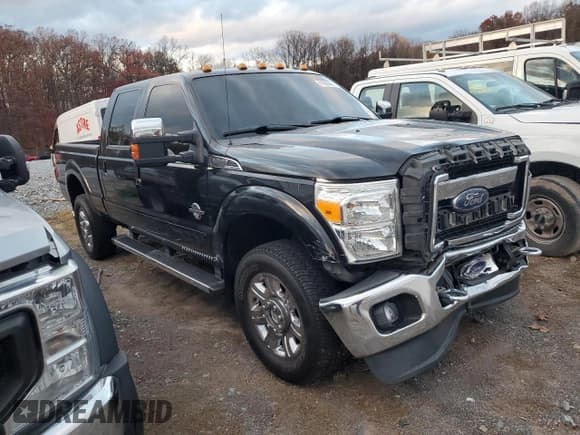 ✅ 2015 Ford F-350 King Ranch • VIN: 1FT8W3BT3FEC86237 • Lot: 91089465. Wystawiony na Copart z przebiegiem 154 862 mil. Bezpłatny archiwum sprzedaży aukcyjnych z USA i szczegółowy raport historii pojazdu na DreamBid. Zdjęcie 4.