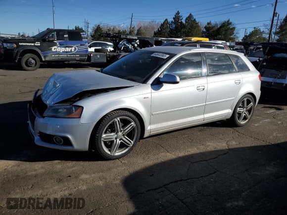 ✅ 2011 Audi A3 Premium Plus • VIN: WAUMFAFM9BA092218 • Лот: 44644965. Опубликован ранее на Copart с пробегом 88 675 миль. Бесплатный доступ к архиву аукционных продаж из США и подробный отчёт об истории автомобиля на DreamBid. Изображение 1.