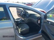 ✅ 2012 Hyundai Sonata Hybrid • VIN: KMHEC4A45CA022947 • Лот: 43613342. Опубликован ранее на IAAI с пробегом 165 881 миль. Бесплатный доступ к архиву аукционных продаж из США и подробный отчёт об истории автомобиля на DreamBid. Изображение 5.