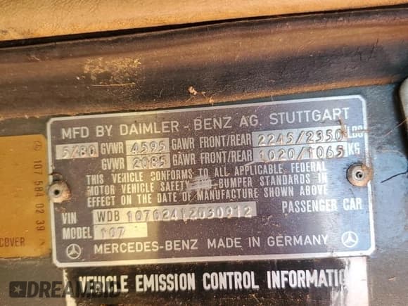 ✅ 1980 Mercedes-Benz SLC • VIN: WDB10702412030912 • Lot: 81479445. Listed on Copart with 233,409 mi. Free auction sales archive from the USA and detailed vehicle history report at DreamBid. Image 12.