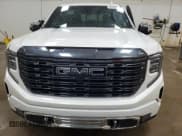 ✅ 2023 GMC Sierra 1500 Denali Ultimate • VIN: 1GTUUHELXPZ237477 • Лот: 67481445. Опубликован ранее на Copart с пробегом 48 127 миль. Бесплатный доступ к архиву аукционных продаж из США и подробный отчёт об истории автомобиля на DreamBid. Изображение 5.