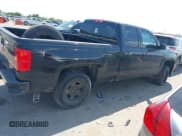 ✅ 2018 Chevrolet Silverado 1500 Custom • VIN: 1GCRCPEC2JZ273223 • Лот: 43213862. Опубликован ранее на IAAI с пробегом 159 979 миль. Бесплатный доступ к архиву аукционных продаж из США и подробный отчёт об истории автомобиля на DreamBid. Изображение 12.