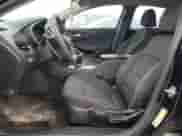 2018 Chevrolet Malibu LS z VIN 1G1ZB5ST6JF279273, wystawiony jako Copart lot #85687775 z przebiegiem 103 446 mil mil oraz Czysty tytuł • Clean title. Historia ofert i sprzedaży dostępna na DreamBid. Obrazek 7.