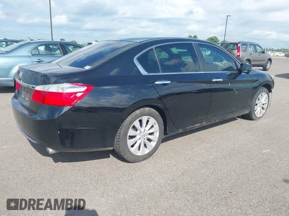 ✅ 2013 Honda Accord EX • VIN: 1HGCR2F79DA215154 • Lot: 43049707. Listed on IAAI with 217,224 mi. Free auction sales archive from the USA and detailed vehicle history report at DreamBid. Image 4.