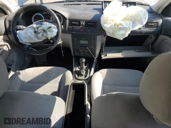 ✅ 2005 Volkswagen Jetta GLS • VIN: 3VWSR69M75M031478 • Lot: 85767755. Listed on Copart with 259,618 mi. Free auction sales archive from the USA and detailed vehicle history report at DreamBid. Image 8.