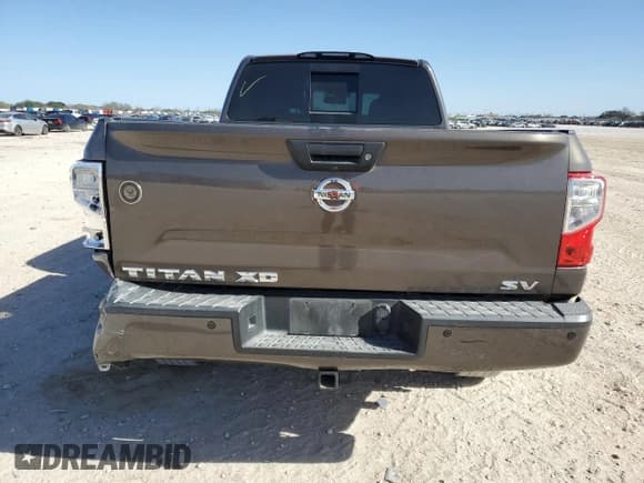 ✅ 2017 Nissan Titan SV • VIN: 1N6AA1F28HN551630 • Лот: 87104504. Опубликован ранее на Copart с пробегом 136 518 миль. Бесплатный доступ к архиву аукционных продаж из США и подробный отчёт об истории автомобиля на DreamBid. Изображение 6.
