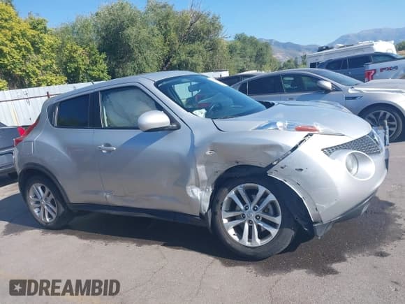 ✅ 2014 Nissan Juke SL • VIN: JN8AF5MR5ET352526 • Lot: 43247731. Wystawiony na IAAI z przebiegiem Nie podano. Bezpłatny archiwum sprzedaży aukcyjnych z USA i szczegółowy raport historii pojazdu na DreamBid. Zdjęcie 13.
