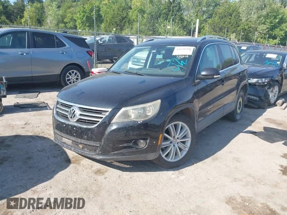 ✅ 2009 Volkswagen Tiguan S • VIN: WVGAV75N29W525411 • Lot: 43030909. Listed on IAAI with 152,930 mi. Free auction sales archive from the USA and detailed vehicle history report at DreamBid. Image 2.