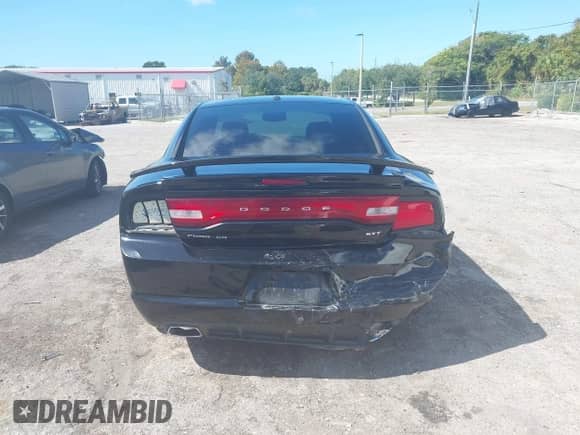 2014 Dodge Charger SXT с VIN 2C3CDXHG0EH358878, выставлен на аукционе IAAI как лот 43459921 с пробегом 212 249 миль миль и . История ставок и продаж доступна на DreamBid. Изображение 16.