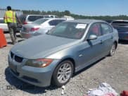 ✅ 2007 BMW 3 Series 328xi • VIN: WBAVC935X7KX55130 • Лот: 42018618. Опубликован ранее на IAAI с пробегом 232 500 миль. Бесплатный доступ к архиву аукционных продаж из США и подробный отчёт об истории автомобиля на DreamBid. Изображение 2.