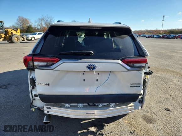 ✅ 2020 Toyota RAV4 Hybrid Limited • VIN: 2T3DWRFV3LW055520 • Lot: 92158225. Listed on Copart with 89,797 mi. Free auction sales archive from the USA and detailed vehicle history report at DreamBid. Image 6.