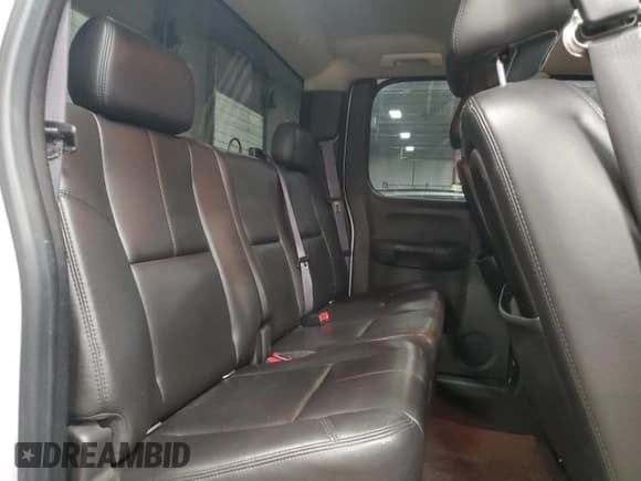 ✅ 2009 Chevrolet Silverado 2500HD • VIN: 1GCHK69K19E163972 • Lot: 89477825. Listed on Copart with 156,236 mi. Free auction sales archive from the USA and detailed vehicle history report at DreamBid. Image 10.