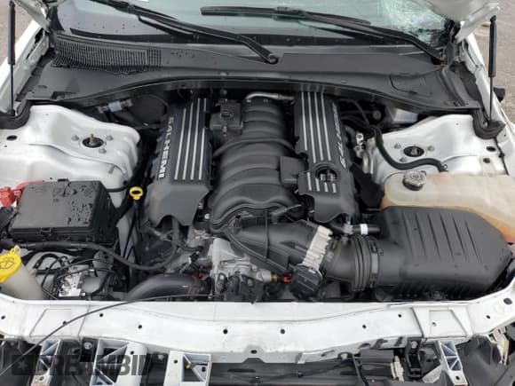 ✅ 2023 Chrysler 300 C • VIN: 2C3CCAPJ8PH500443 • Лот: 54415175. Опубликован ранее на Copart с пробегом 24 451 миль. Бесплатный доступ к архиву аукционных продаж из США и подробный отчёт об истории автомобиля на DreamBid. Изображение 11.