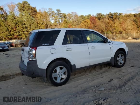 ✅ 2005 Saturn VUE • VIN: 5GZCZ63455S856926 • Lot: 79605764. Wystawiony na Copart z przebiegiem Nie podano. Bezpłatny archiwum sprzedaży aukcyjnych z USA i szczegółowy raport historii pojazdu na DreamBid. Zdjęcie 3.