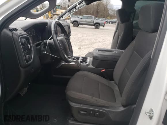 ✅ 2022 Chevrolet Silverado 1500 • VIN: 1GCUYFETXNZ123629 • Лот: 43431105. Опубликован ранее на Copart с пробегом 68 040 миль. Бесплатный доступ к архиву аукционных продаж из США и подробный отчёт об истории автомобиля на DreamBid. Изображение 7.