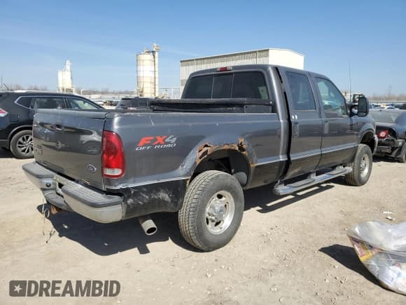 ✅ 2002 Ford F-250 XL • VIN: 1FTNW21S52EC70105 • Lot: 48531175. Listed on Copart with 257,759 mi. Free auction sales archive from the USA and detailed vehicle history report at DreamBid. Image 3.