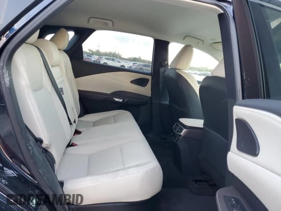 ✅ 2023 Lexus RX 350 • VIN: 2T2BAMBA6PC007002 • Lot: 74557244. Wystawiony na Copart z przebiegiem 19 145 mil. Bezpłatny archiwum sprzedaży aukcyjnych z USA i szczegółowy raport historii pojazdu na DreamBid. Zdjęcie 11.