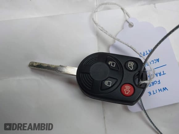 ✅ 2019 Ford Transit • VIN: 1FTBW2CG6KKA31076 • Lot: 40455174. Wystawiony na IAAI z przebiegiem 112 271 mil. Bezpłatny archiwum sprzedaży aukcyjnych z USA i szczegółowy raport historii pojazdu na DreamBid. Zdjęcie 11.