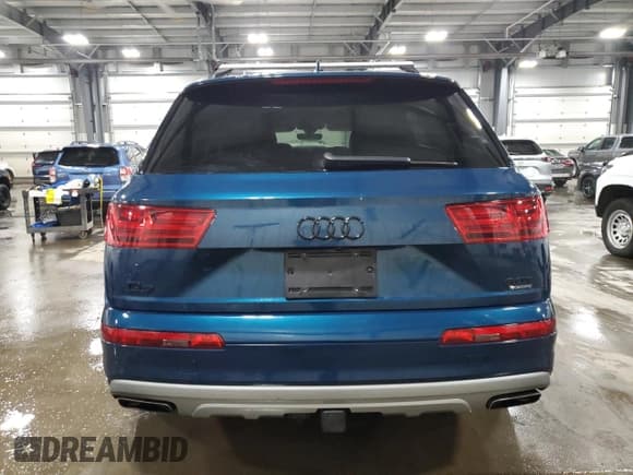 ✅ 2018 Audi Q7 Prestige • VIN: WA1VAAF75JD021525 • Lot: 89670055. Wystawiony na Copart z przebiegiem 99 098 mil. Bezpłatny archiwum sprzedaży aukcyjnych z USA i szczegółowy raport historii pojazdu na DreamBid. Zdjęcie 6.