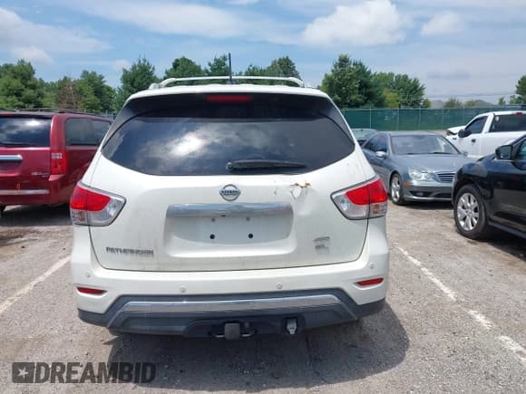 ✅ 2015 Nissan Pathfinder Platinum • VIN: 5N1AR2MM9FC698145 • Лот: 42848527. Опубликован ранее на IAAI с пробегом 144 624 миль. Бесплатный доступ к архиву аукционных продаж из США и подробный отчёт об истории автомобиля на DreamBid. Изображение 16.