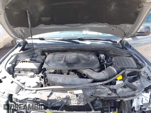 ✅ 2019 Jeep Grand Cherokee Upland • VIN: 1C4RJFAG5KC608293 • Lot: 41989929. Listed on IAAI with 129,229 mi. Free auction sales archive from the USA and detailed vehicle history report at DreamBid. Image 10.