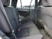 ✅ 2001 Toyota RAV4 • VIN: JTEHH20V110101595 • Лот: 85306805. Опубликован ранее на Copart с пробегом 303 150 миль. Бесплатный доступ к архиву аукционных продаж из США и подробный отчёт об истории автомобиля на DreamBid. Изображение 11.