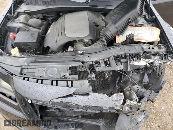 ✅ 2013 Chrysler 300 S • VIN: 2C3CCAGT6DH530280 • Лот: 86811835. Опубликован ранее на Copart с пробегом 132 258 миль. Бесплатный доступ к архиву аукционных продаж из США и подробный отчёт об истории автомобиля на DreamBid. Изображение 11.