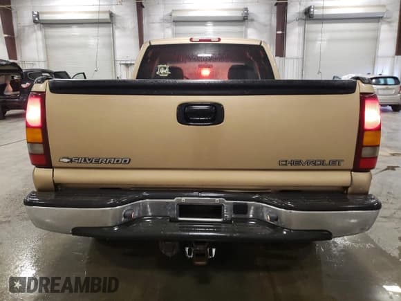 ✅ 2000 Chevrolet Silverado 1500 LS • VIN: 2GCEK19TXY1217820 • Лот: 80036835. Опубликован ранее на Copart с пробегом 268 223 миль. Бесплатный доступ к архиву аукционных продаж из США и подробный отчёт об истории автомобиля на DreamBid. Изображение 6.