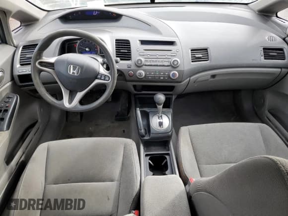 ✅ 2009 Honda Civic DX-G • VIN: 2HGFA16419H115353 • Лот: 48923985. Опубликован ранее на Copart с пробегом 172 600 миль. Бесплатный доступ к архиву аукционных продаж из США и подробный отчёт об истории автомобиля на DreamBid. Изображение 8.