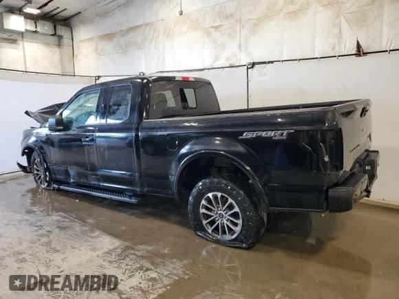 ✅ 2018 Ford F-150 XLT • VIN: 1FTEX1EP0JKF88551 • Лот: 83807625. Опубликован ранее на Copart с пробегом 123 806 миль. Бесплатный доступ к архиву аукционных продаж из США и подробный отчёт об истории автомобиля на DreamBid. Изображение 2.
