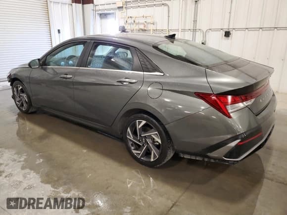 ✅ 2025 Hyundai Elantra SEL Convenience • VIN: KMHLS4DG1SU913086 • Lot: 92059495. Listed on Copart with 30,610 mi. Free auction sales archive from the USA and detailed vehicle history report at DreamBid. Image 2.