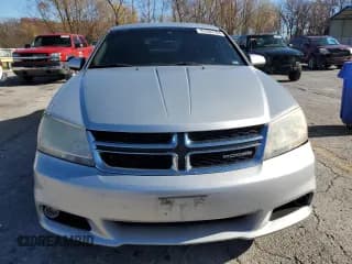 ✅ 2011 Dodge Avenger Heat • VIN: 1B3BD1FG9BN508367 • Лот: 81555104. Опубликован ранее на Copart с пробегом 157 358 миль. Бесплатный доступ к архиву аукционных продаж из США и подробный отчёт об истории автомобиля на DreamBid. Изображение 5.