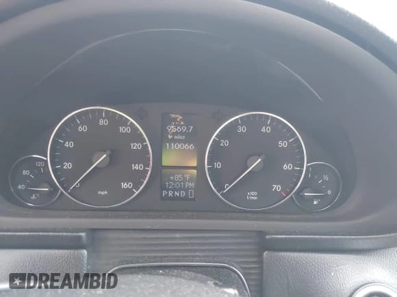 ✅ 2007 Mercedes-Benz C 230 Sport • VIN: WDBRF52H47F910214 • Lot: 43049141. Wystawiony na IAAI z przebiegiem 110 066 mil. Bezpłatny archiwum sprzedaży aukcyjnych z USA i szczegółowy raport historii pojazdu na DreamBid. Zdjęcie 7.