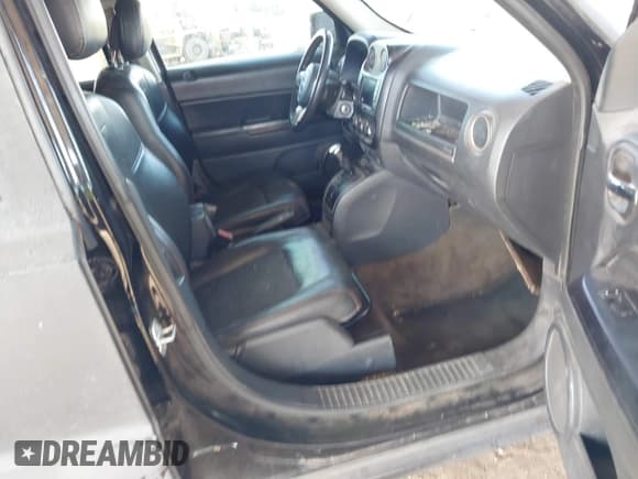 ✅ 2017 Jeep Patriot Sport • VIN: 1C4NJPBB7HD157393 • Lot: 41234000. Listed on IAAI with 136,709 mi. Free auction sales archive from the USA and detailed vehicle history report at DreamBid. Image 5.