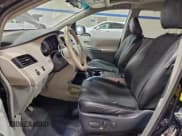 ✅ 2011 Toyota Sienna SE • VIN: 5TDXK3DC3BS078321 • Lot: 93900495. Listed on Copart with 151,536 mi. Free auction sales archive from the USA and detailed vehicle history report at DreamBid. Image 7.